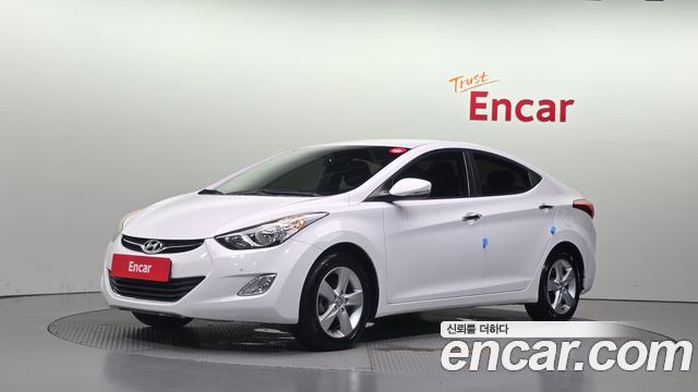 Hyundai AVANTE 2013