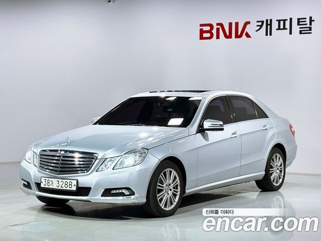 Mercedes-Benz E-Class 2009