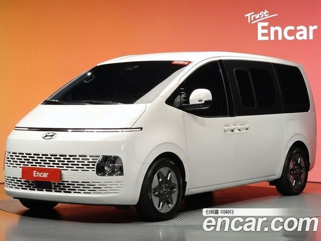Hyundai Staria 2023