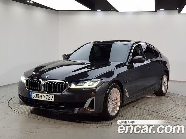BMW 5-Series 2022