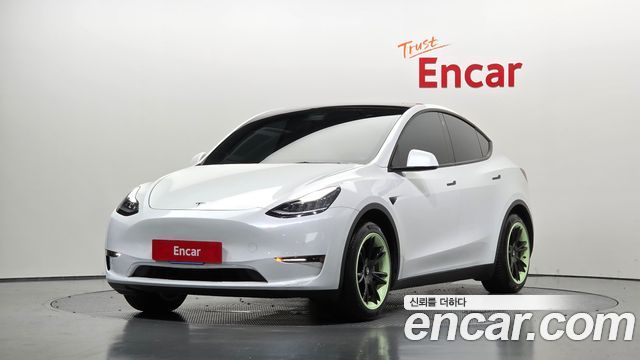 Tesla Model Y 2021