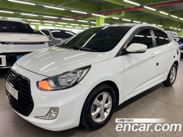 Hyundai Accent 2013