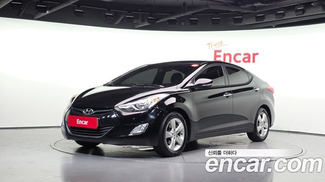 Hyundai AVANTE 2012
