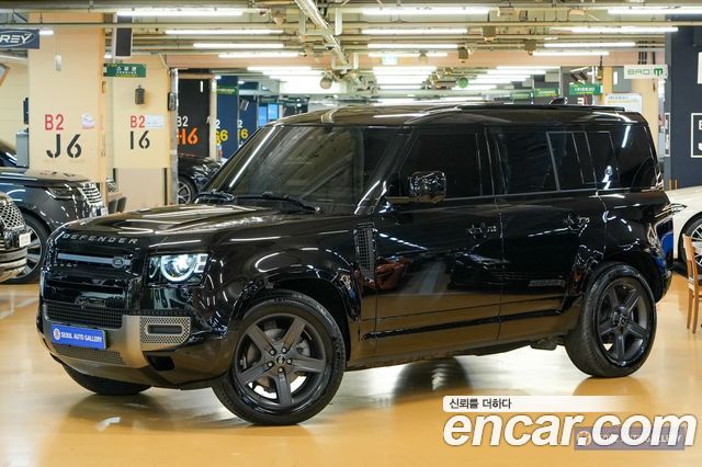 Land Rover Defender 2024
