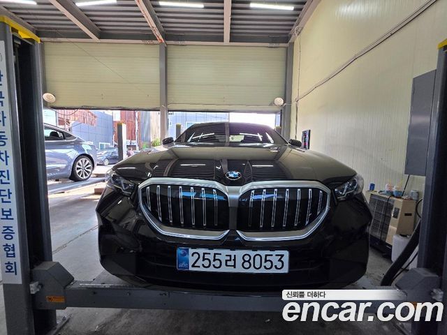 BMW 5-Series 2026