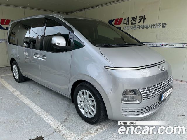 Hyundai Staria 2022