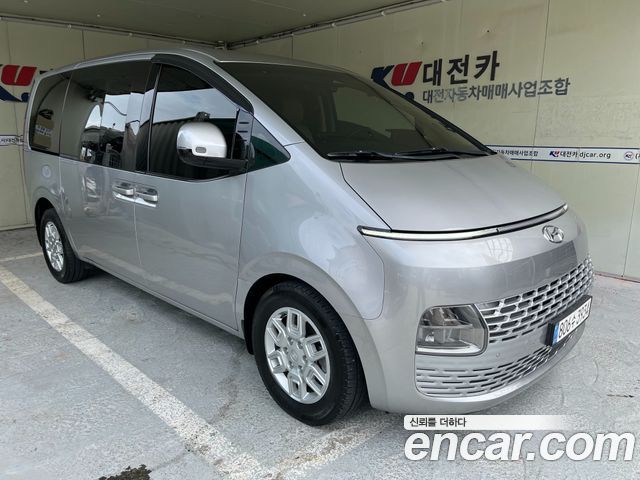 Hyundai Staria 2022