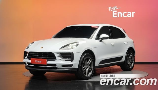Porsche Macan 2021