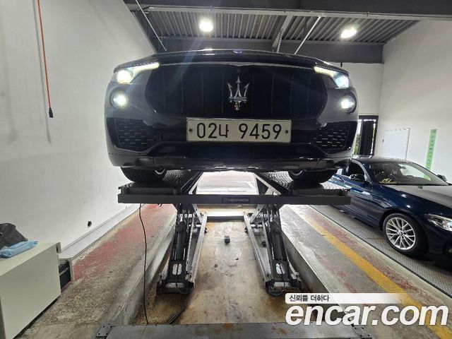 Maserati Levante 2017