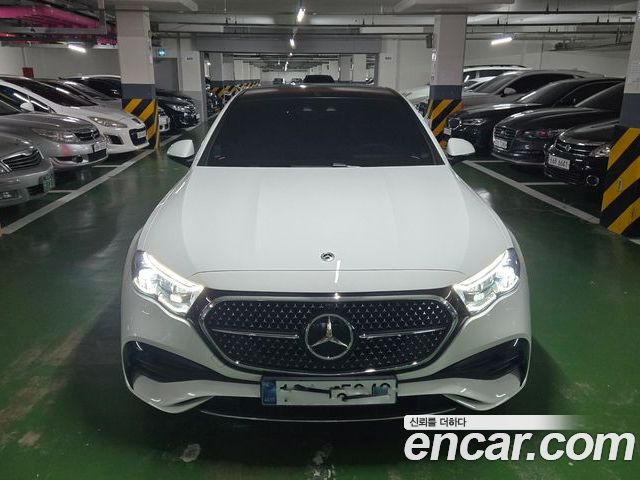 Mercedes-Benz E-Class 2024