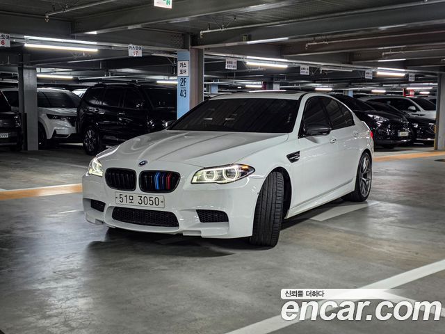 BMW M5 2016