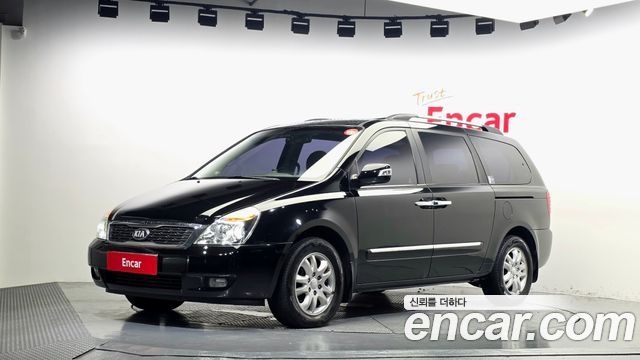 Kia Canival 2012