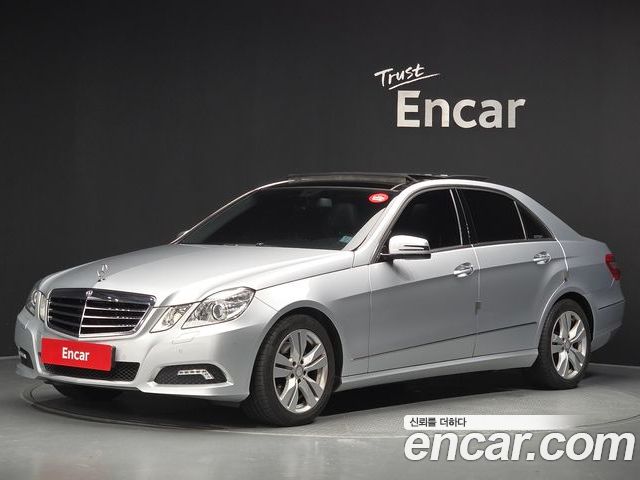 Mercedes-Benz E-Class 2009