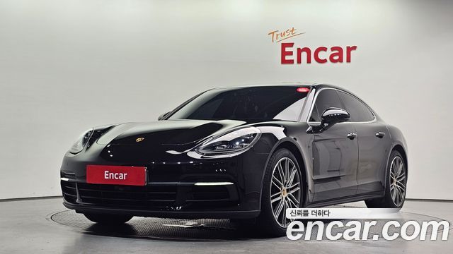 Porsche Panamera 2020