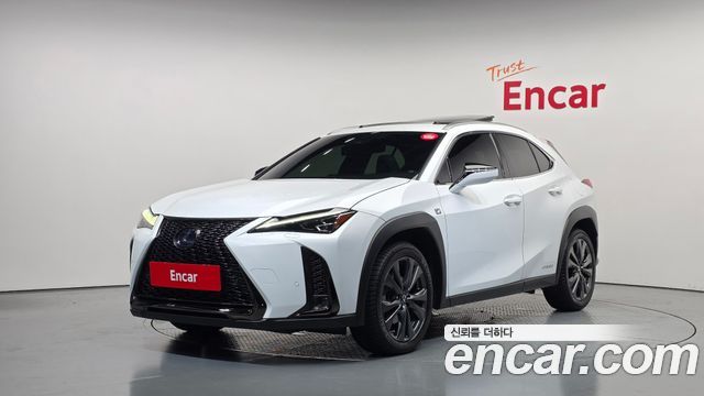 Lexus UX 2020