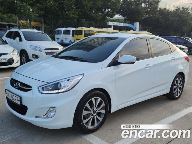 Hyundai Accent 2015