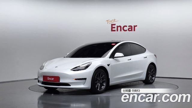 Tesla Model 3 2022