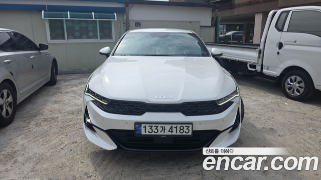 Kia K5 2023