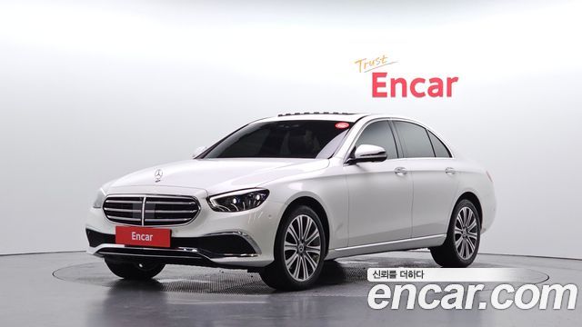 Mercedes-Benz E-Class 2023