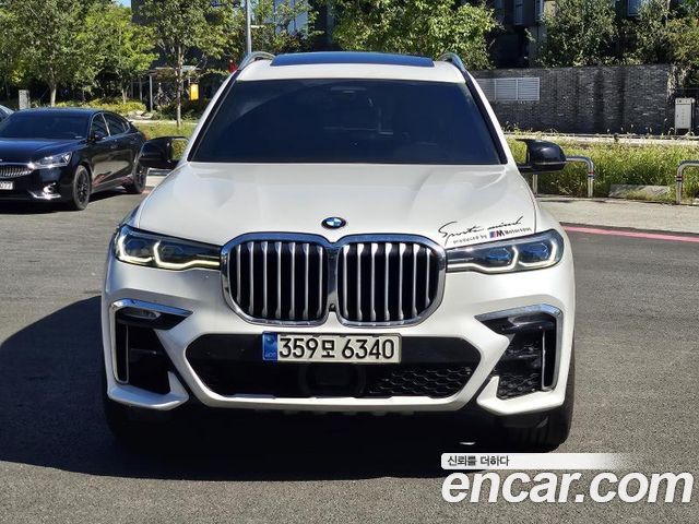 BMW X7 2021