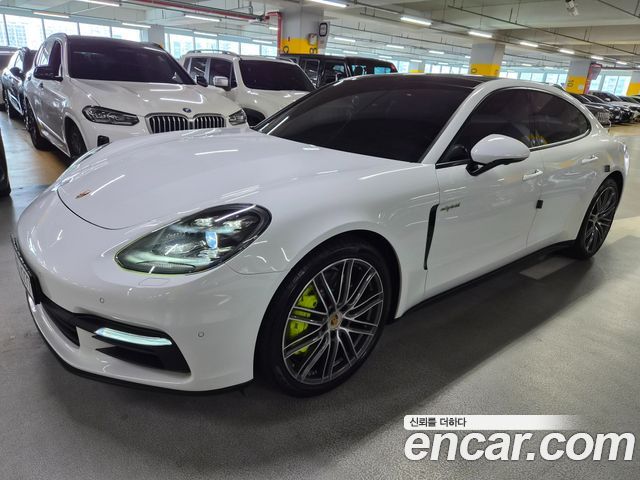 Porsche Panamera 2020