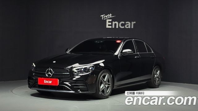 Mercedes-Benz E-Class 2022