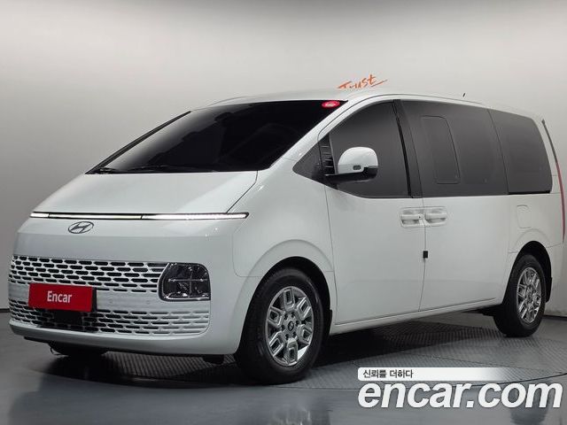 Hyundai Staria 2025