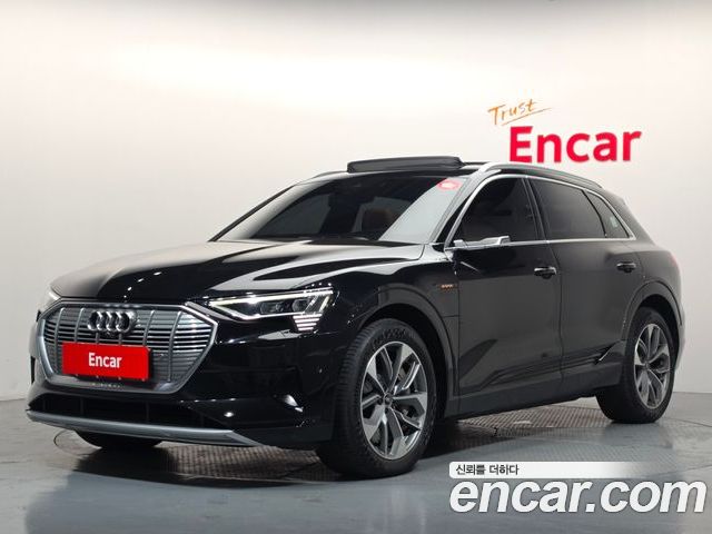 Audi e-tron 2021