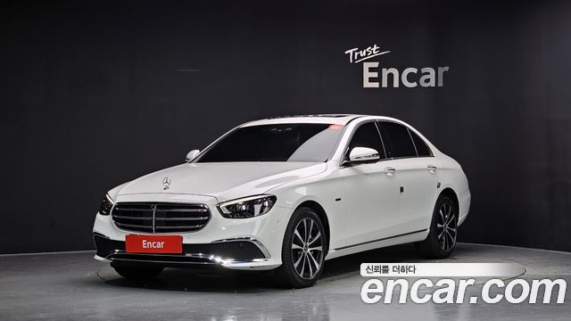Mercedes-Benz E-Class 2021