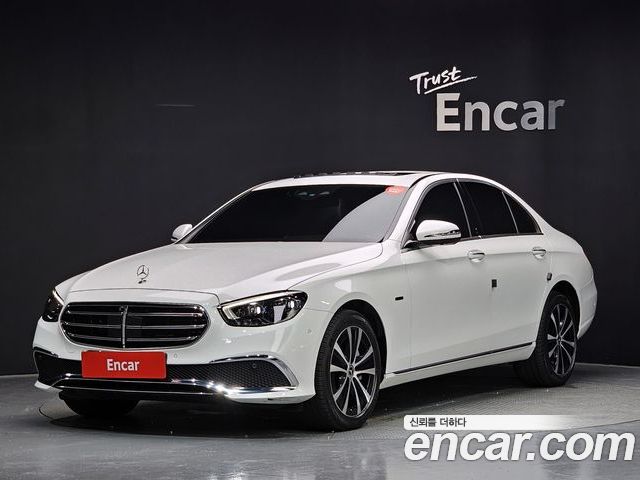 Mercedes-Benz E-Class 2021