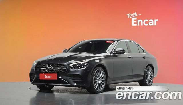 Mercedes-Benz E-Class 2021
