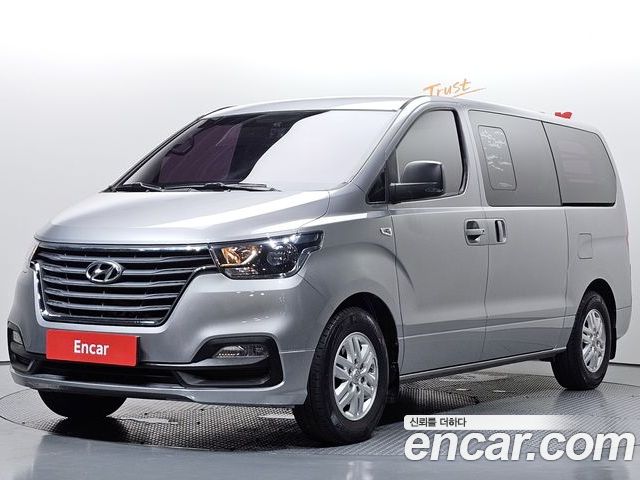 Hyundai Starex 2019