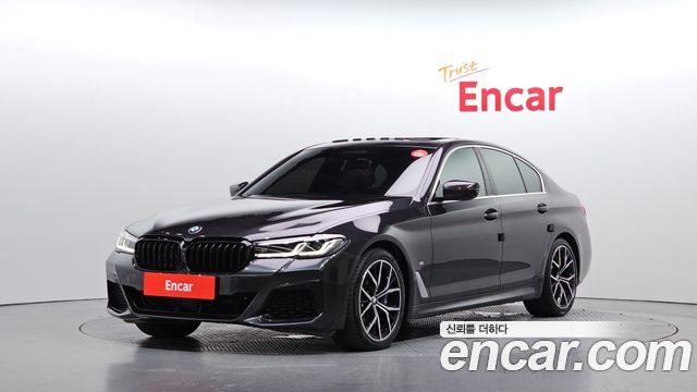 BMW 5-Series 2023