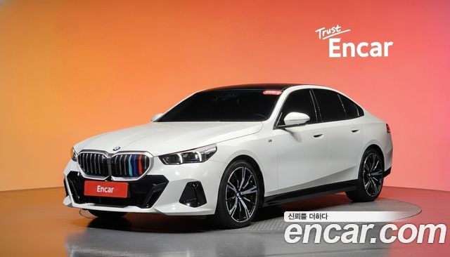 BMW 5-Series 2024