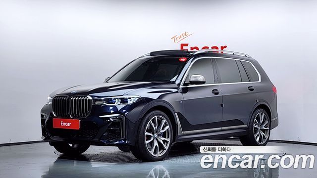 BMW X7 2021