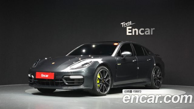 Porsche Panamera 2018