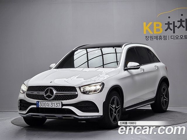 Mercedes-Benz GLC-Class 2021
