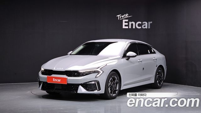 Kia K5 2025