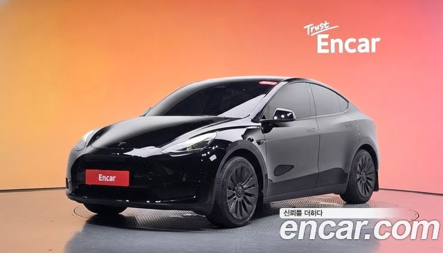 Tesla Model Y 2023