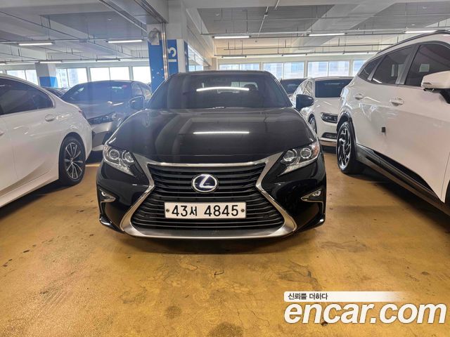 Lexus ES 2018