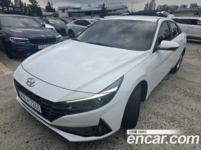Hyundai AVANTE 2022