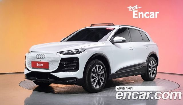 Audi Q6 e-tron 2025
