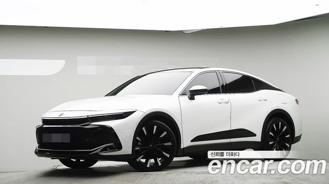 Toyota Crown 2023