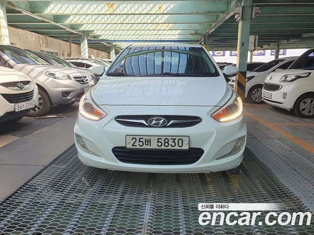 Hyundai Accent 2013
