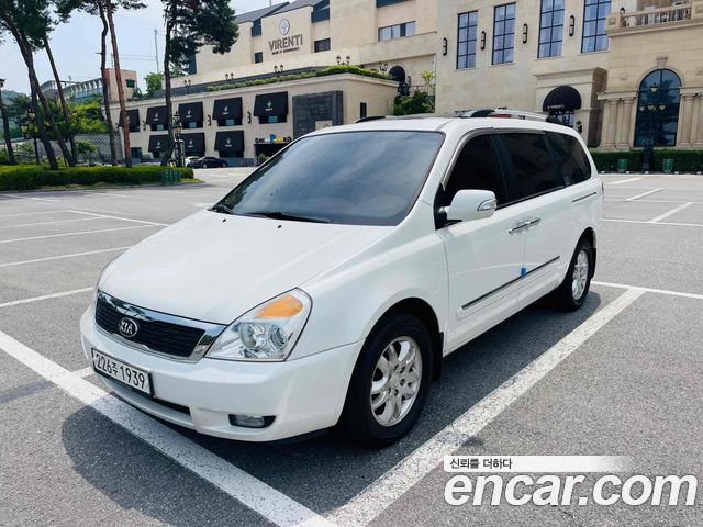 Kia Canival 2012
