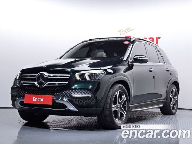 Mercedes-Benz GLE-Class 2021