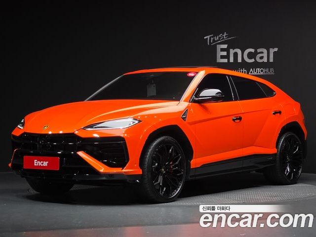 Lamborghini Urus 2025