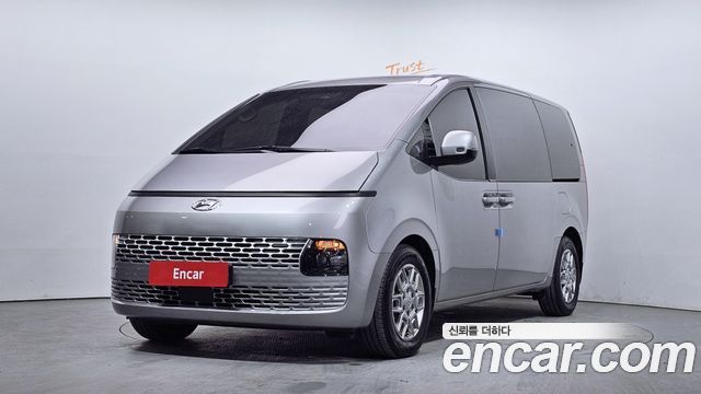 Hyundai Staria 2021