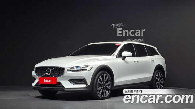 Volvo V60 2021
