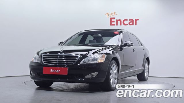Mercedes-Benz S-Class 2009